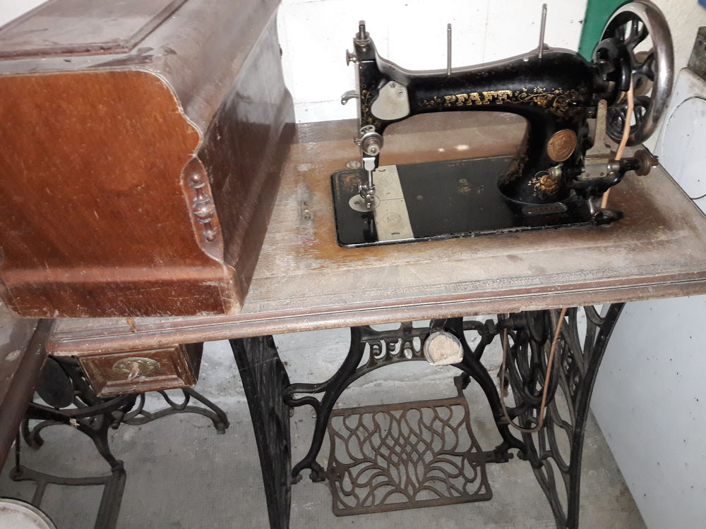 Machine � coudre 150 Guernes (78)