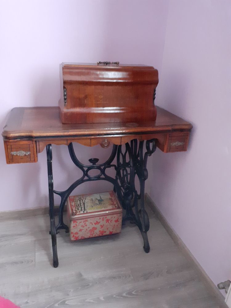 Machine � coudre 60 Saint-Just (01)