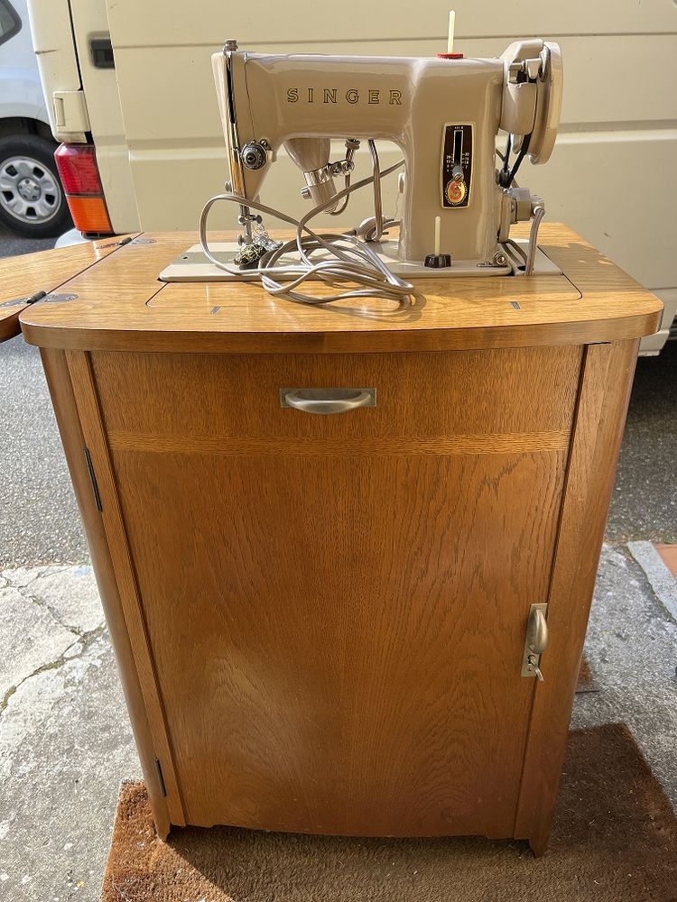 Machine � Coudre 300 Avignon (84)