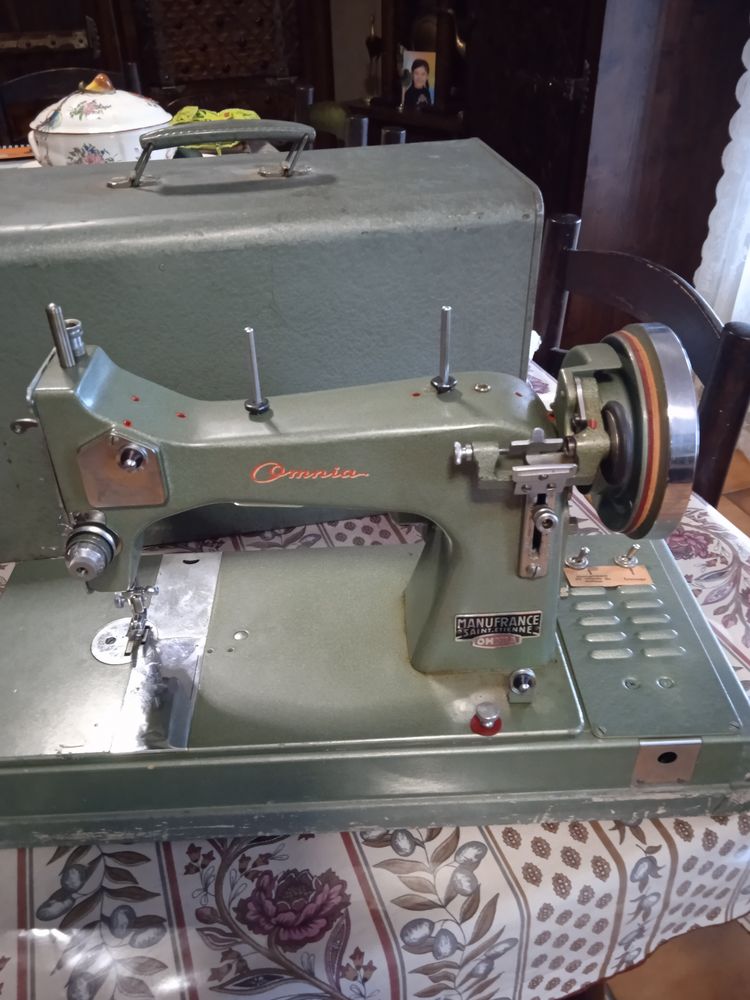 MACHINE 0 COUDRE 80 �guilles (13)