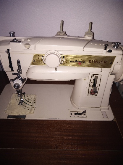 machine � coudre 0 Meximieux (01)