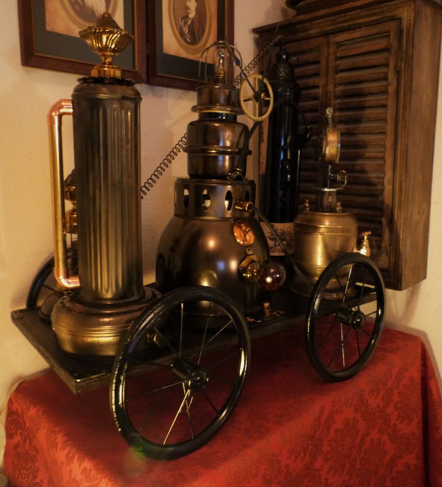  Machine de Curiosit�  ANTIQUE WHEELED MACHINE  Steampunk 300 Mont-de-Marsan (40)