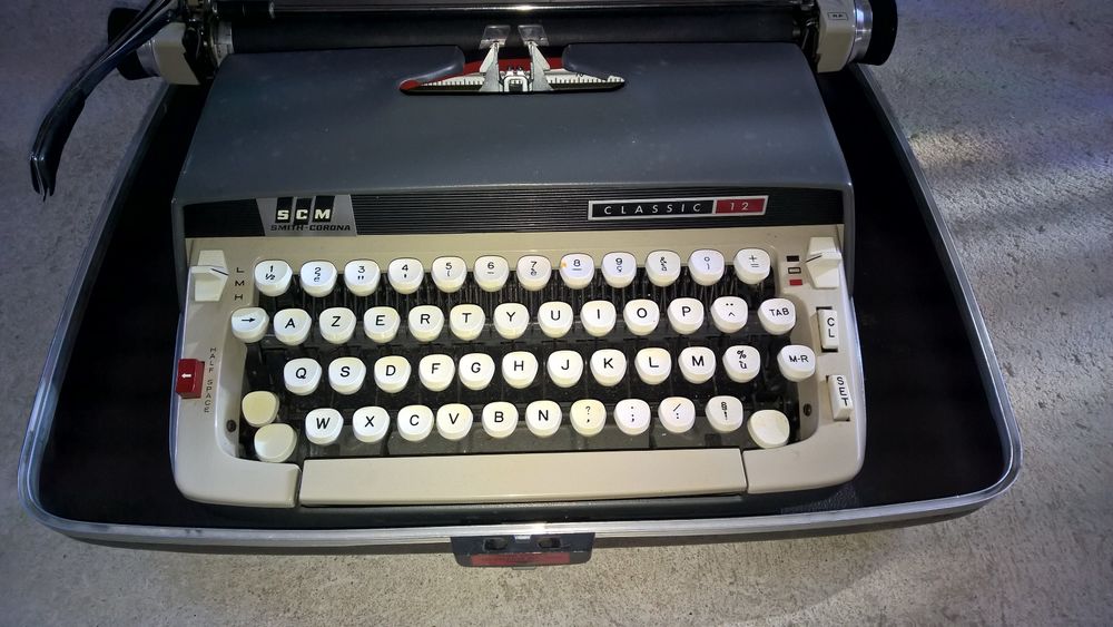 Machine � Ecrire Smith Corona 90 Langogne (48)