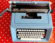 Machine à écrire vintage olivetti