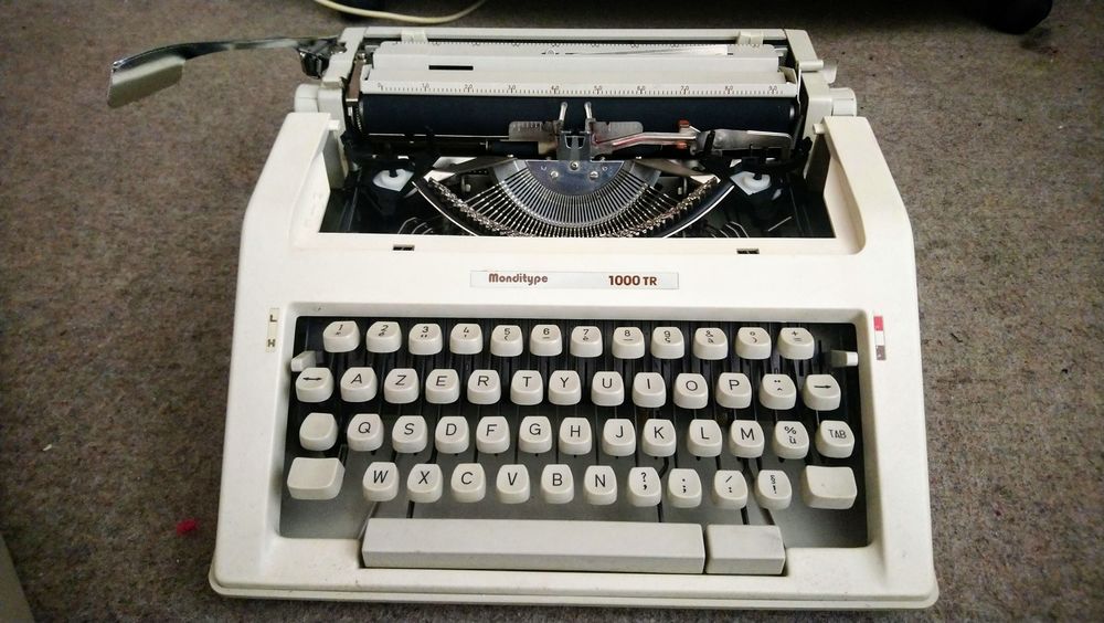 Machine � �crire. 0 Sceaux (92)