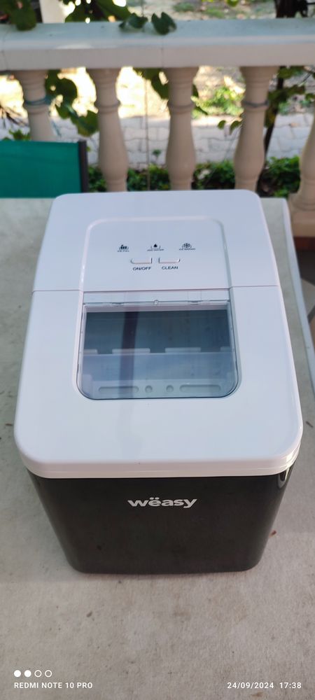 MACHINE � GLACONS 100 Baillargues (34)