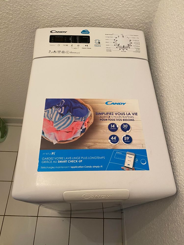 Machine à laver Candy Smart touch grade A+++ 7 kilos 150 La Rochelle (17)