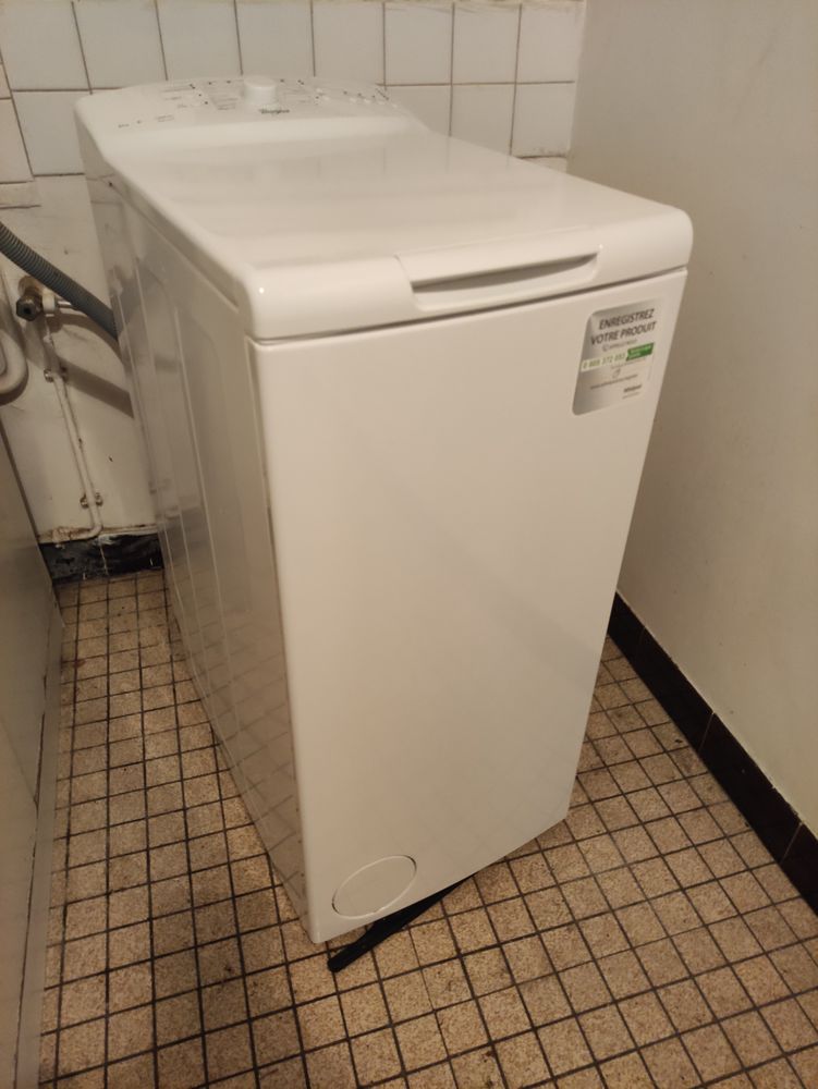 Machine � laver � clapet 160 Clichy (92)