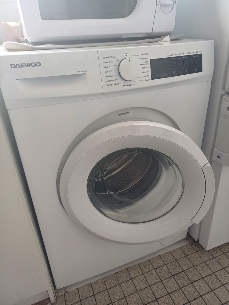 Machine � laver DAEWOO 7kg 1400 TR/min 199 Rouen (76)