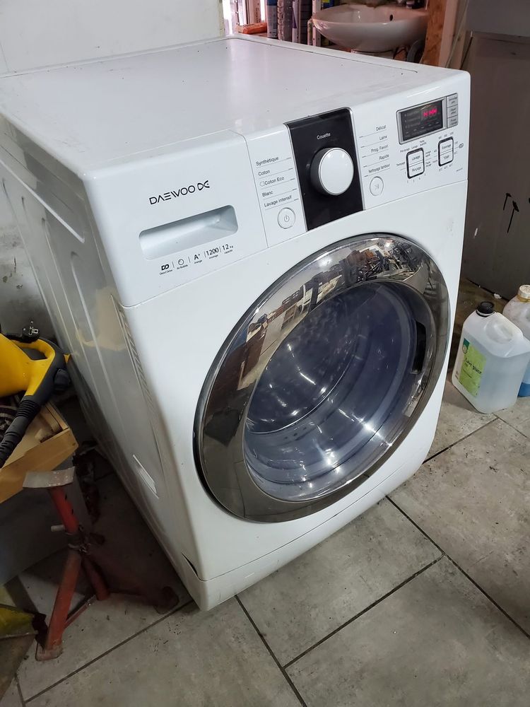 Machine � laver Daewoo 12kgs 260 N�ux-les-Mines (62)