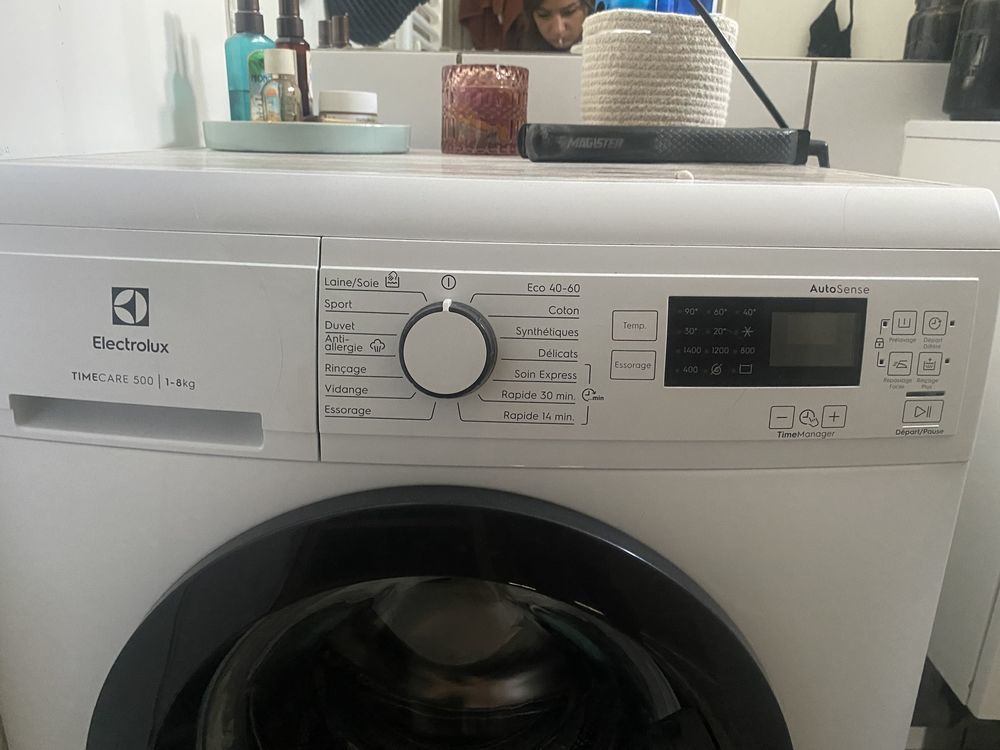 Machine �   laver ELECTROLUX 300 Paris 15 (75)