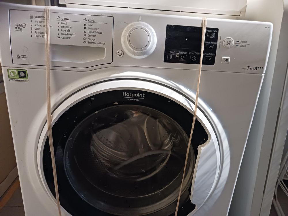 Machine � laver hotpoint 7 kilos quasi neuve 220 Fr�jus (83)