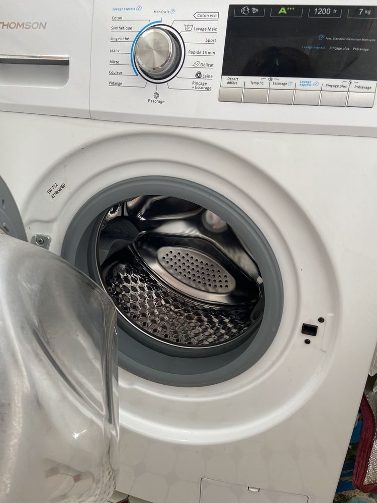 Machine à laver hublot blanc TOMSON TW 712 220 Paris 14 (75)