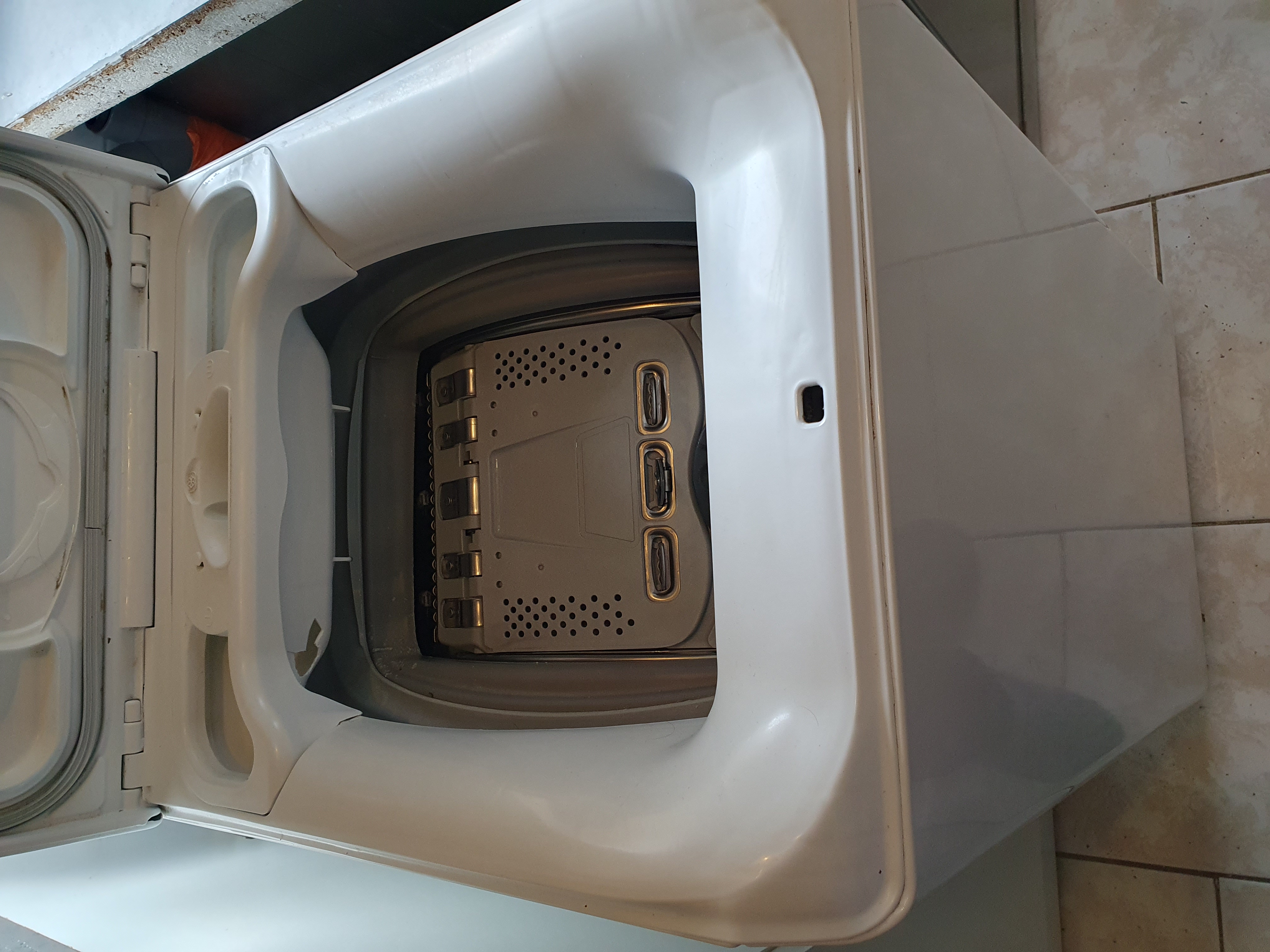 Machine � laver le linge 6 kg 90 Marseille 11 (13)