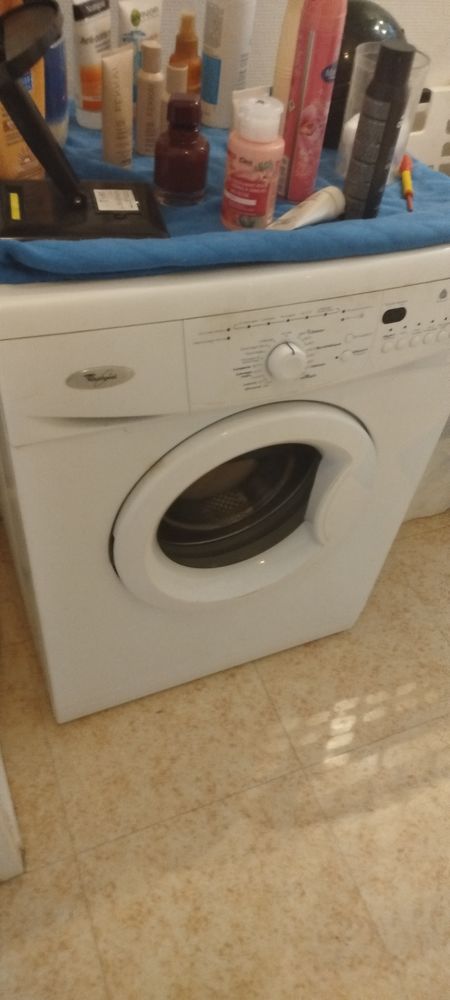 machine �  laver marque Whirlpool en tr�s bon �tat 120 Saint-Fargeau-Ponthierry (77)