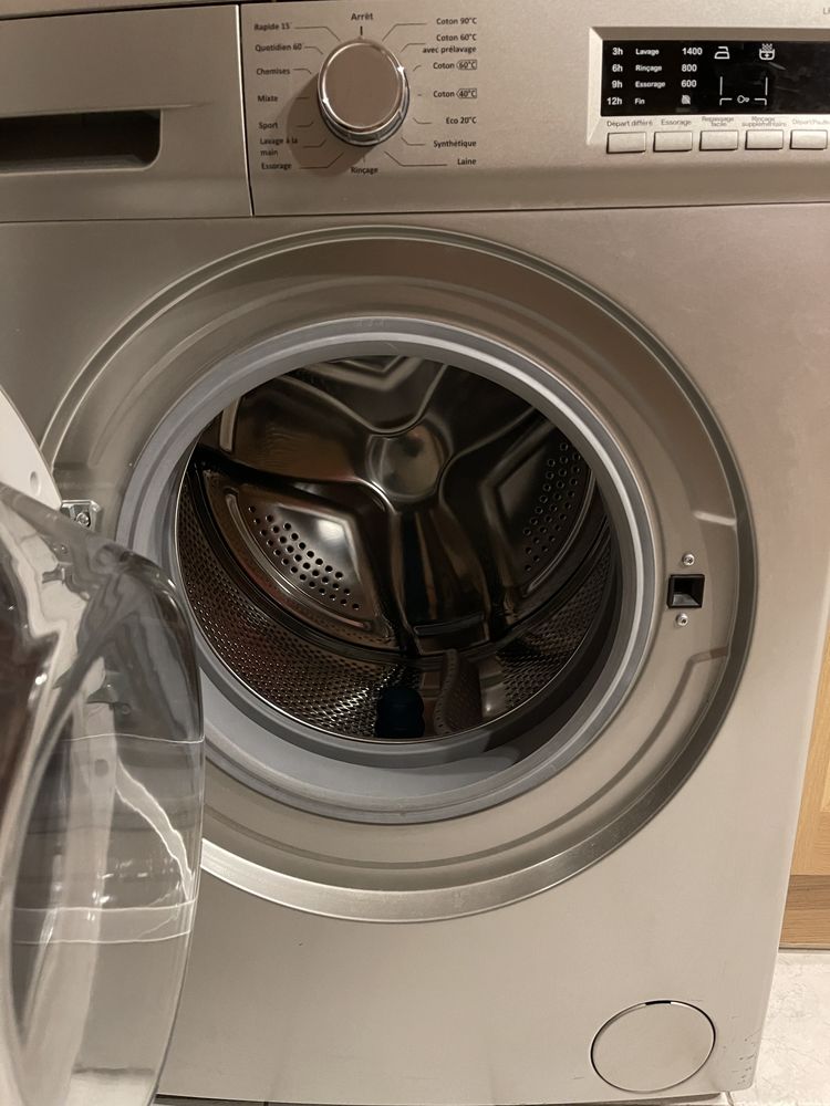 Machine à laver Saba  215 Chelles (77)