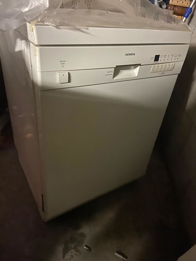 Machine � laver la vaisselle SIEMENS 150 Toulouse (31)