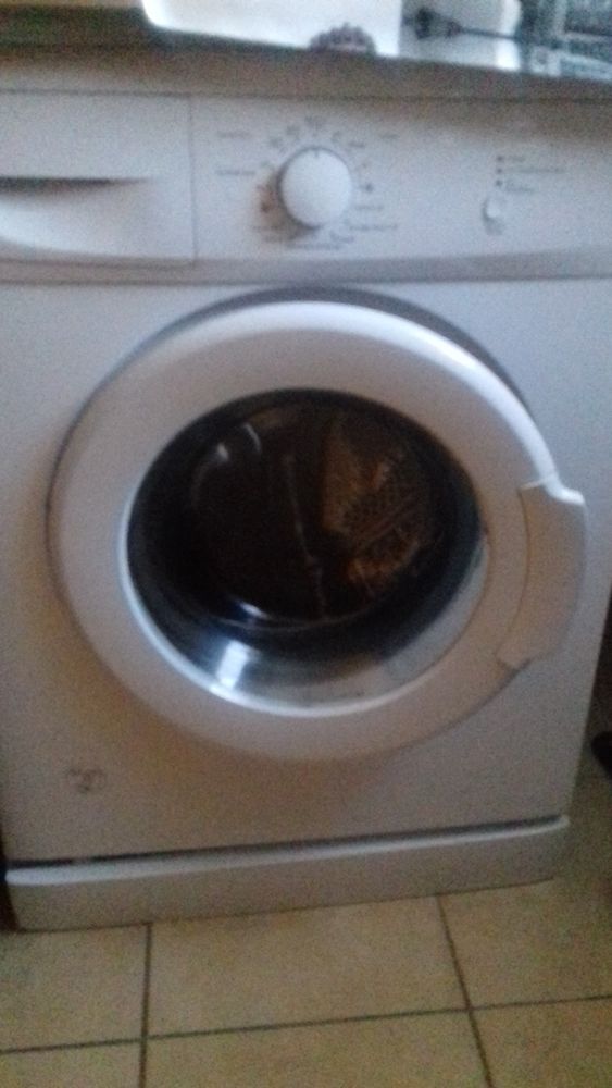 Machine � laver 5 kg 140 Malz�ville (54)