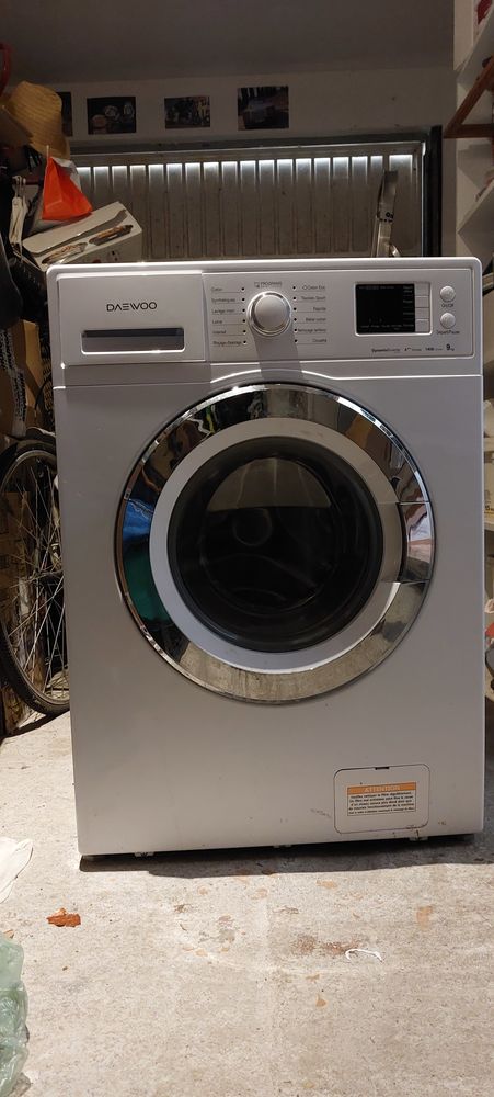 Machine � laver 250 La Crau (83)