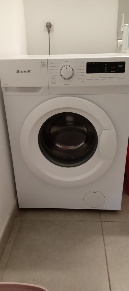 Machine � laver 160 Saint-Gilles Les Bains (97)