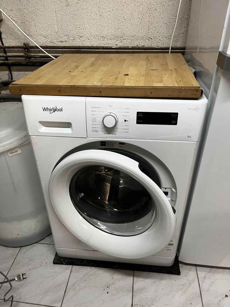 Machine � laver 250 Rives (38)