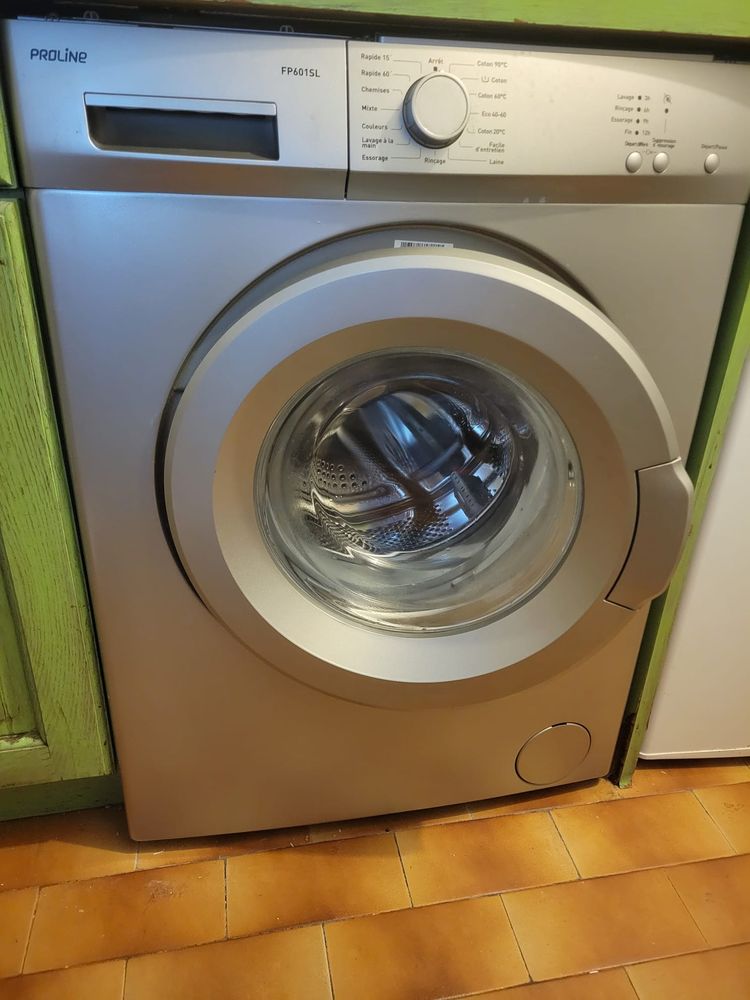 Machine � laver 110 Charenton-le-Pont (94)