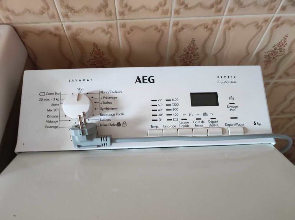 Machine �  laver 180 Ostricourt (59)