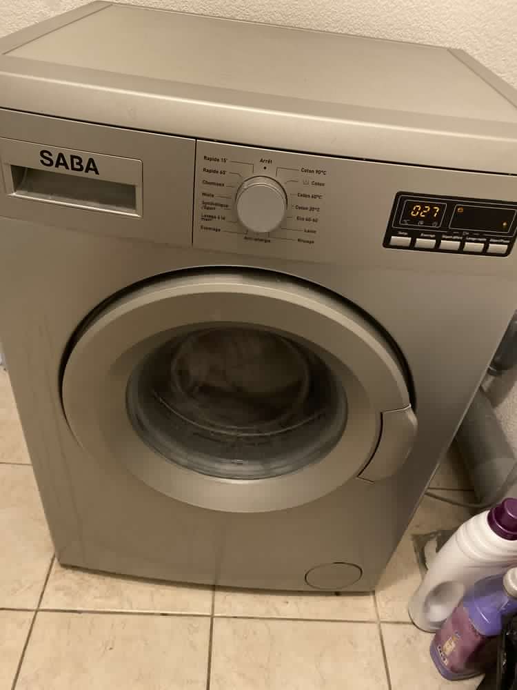 Machine � laver 200 Narbonne (11)