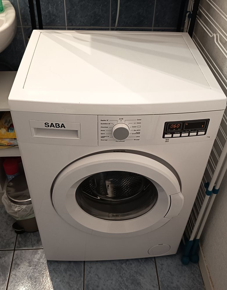 Machine � laver 210 Hasparren (64)