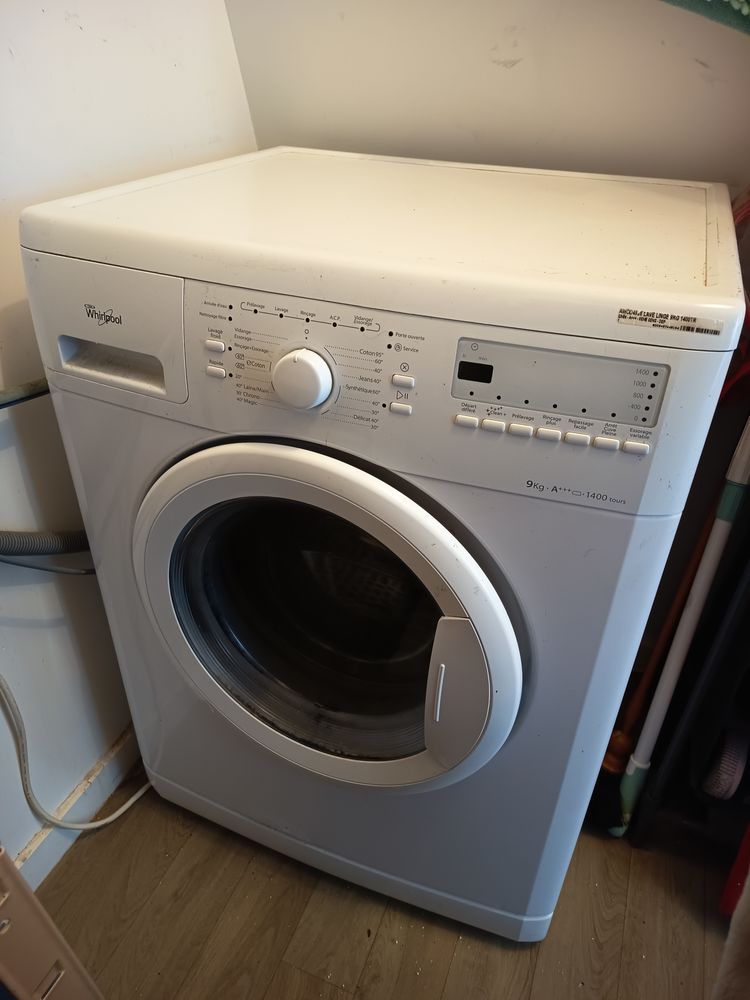 Machine � laver 130 Orvault (44)