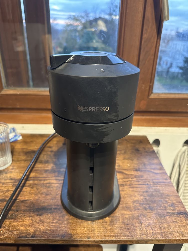 Machine nespresso vertuo en excellent �tat 50 Saint-Maur-des-Foss�s (94)