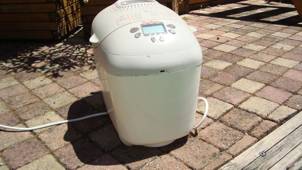 machine a pain MOULINEX 40 Le Cannet (06)