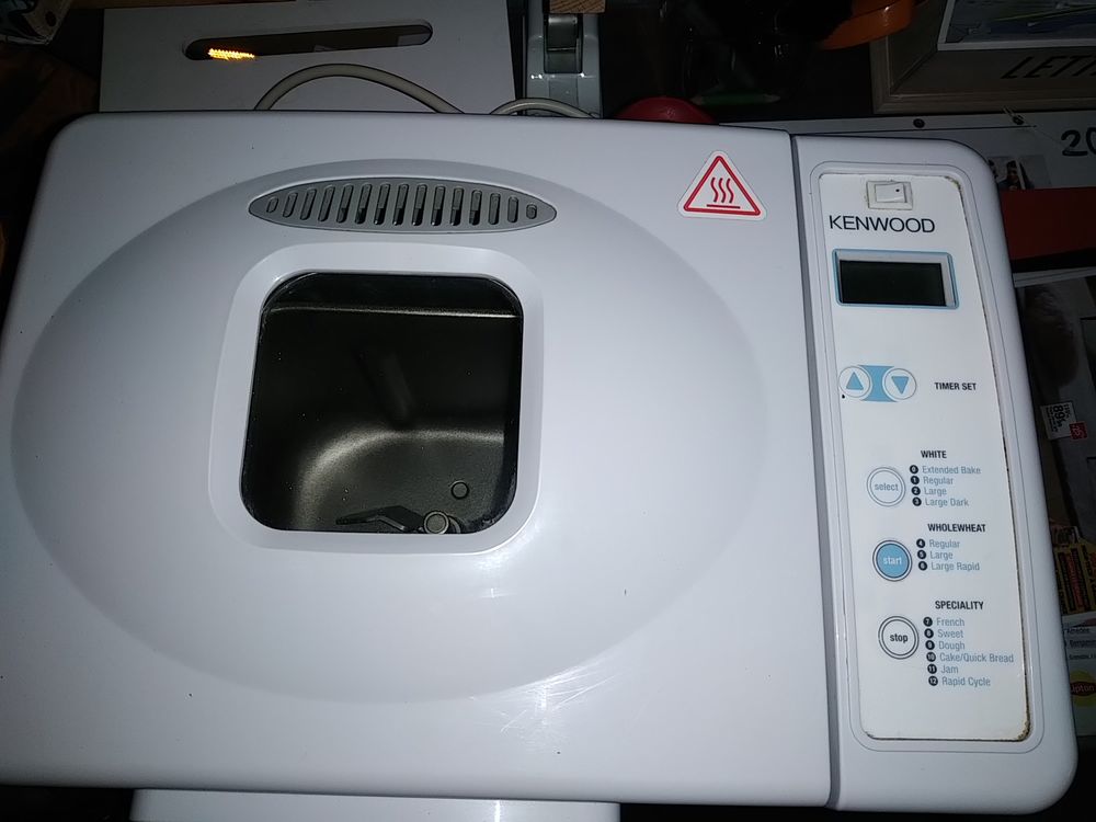 Machine � pain 15 Issoudun (36)