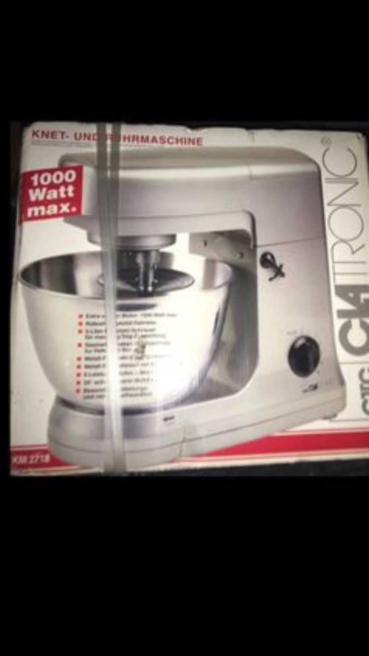 Machine � p�trir et m�langeur 65 Aubervilliers (93)