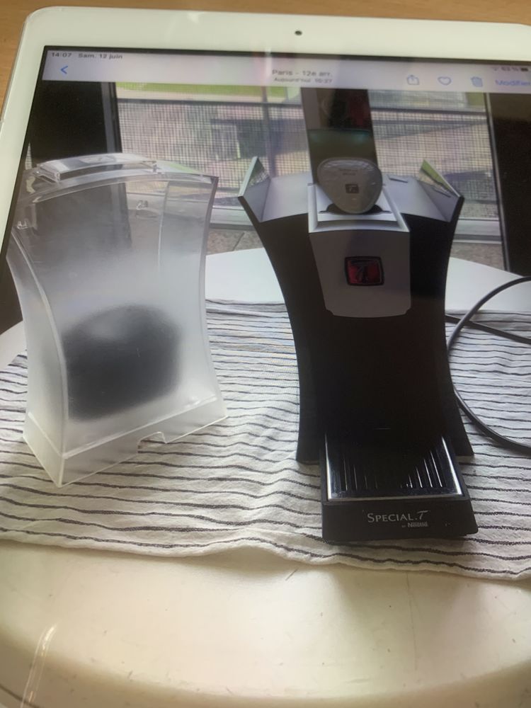 MACHINE A THE SPECIAL T BY NESTLE 20 Paris 12 (75)