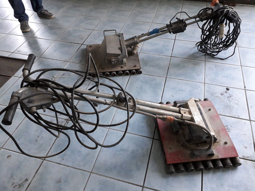 machine � taper pour carrelage 0 Vieille-Brioude (43)