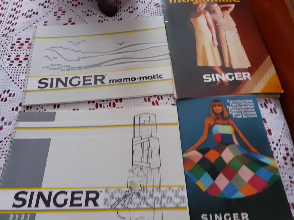 MACHINE A TRICOTER SINGER 400 Cr�teil (94)