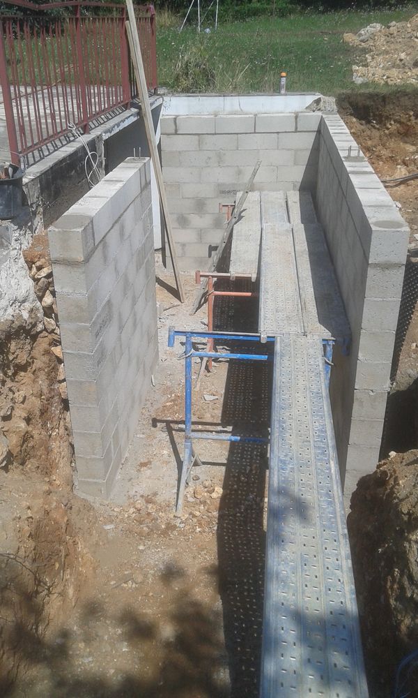 macon portuges cherche bricoles ou travail pour le ewkem 0 Champlan (91)