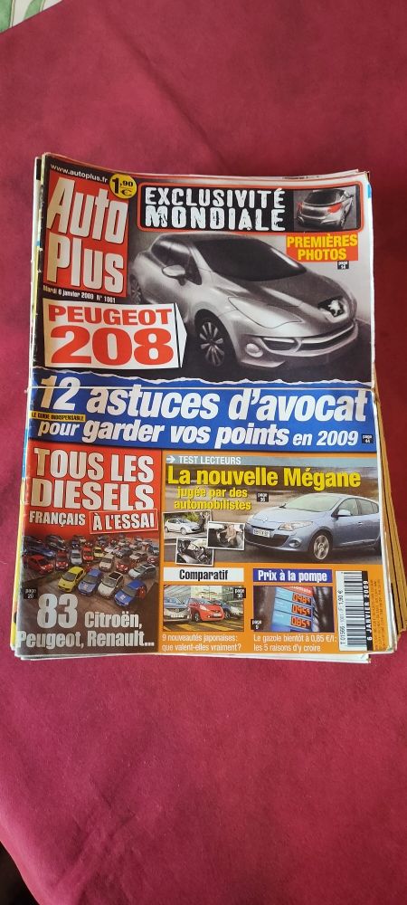 42 magazines Auto plus année 2009 21 Avermes (03)