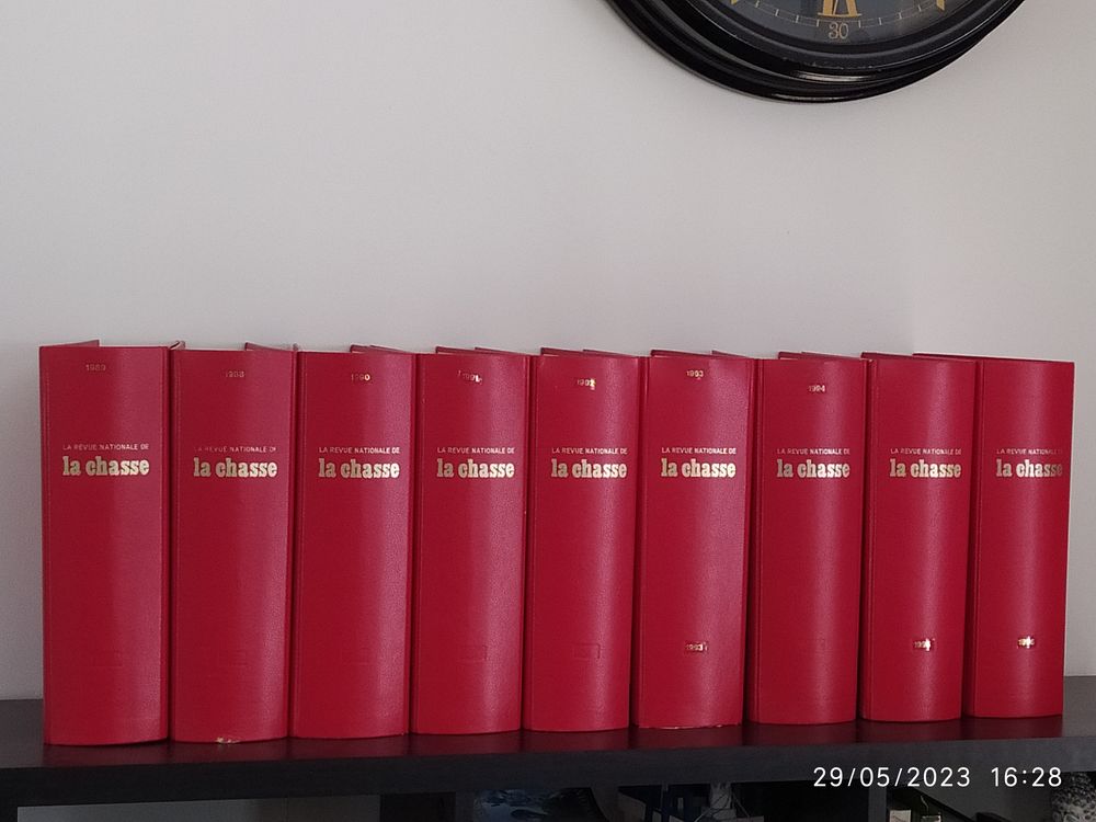 Magazines  Revue Nationale de la Chasse  reli�s-1989 � 1996
0 Guainville (28)