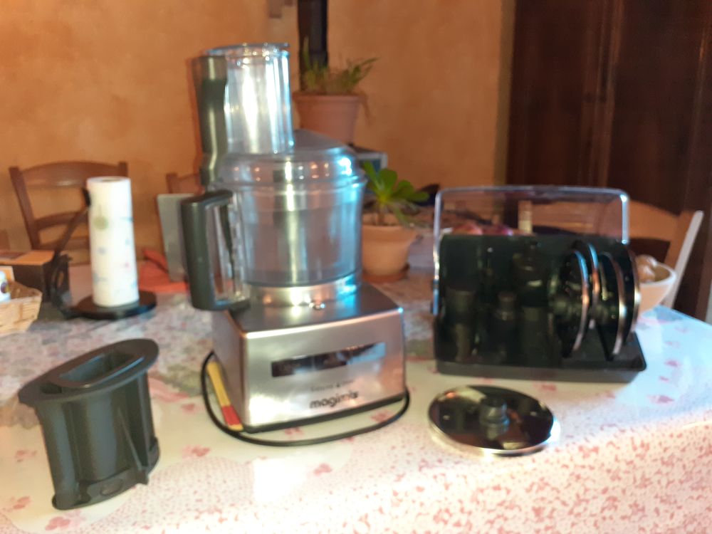 MAGIMIX 4200XL CHRONE TRES BON ETAT 0 Longefoy (73)