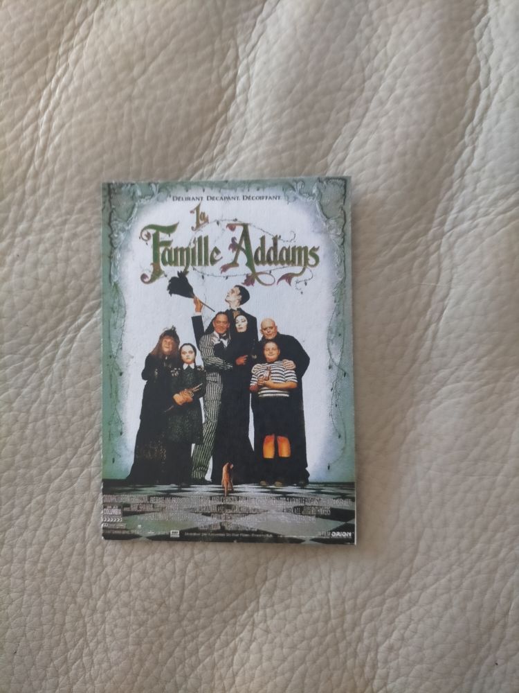 magnet la famille Adams 4 Miribel (01)