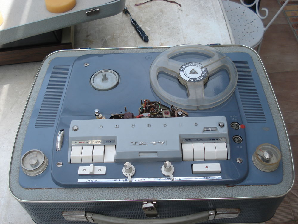 Magn�tophone � bandes et � lampes GRUNDIG TK47 150 Fontenay-le-Fleury (78)