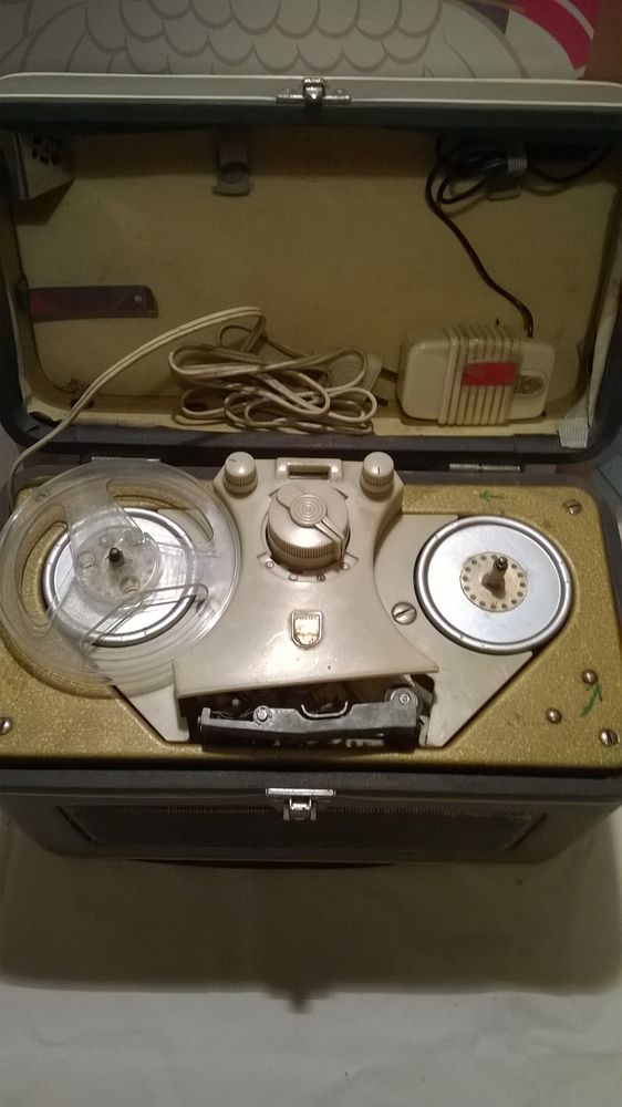 magnetophone EL3510/29 philips 25 Chamb�ry (73)