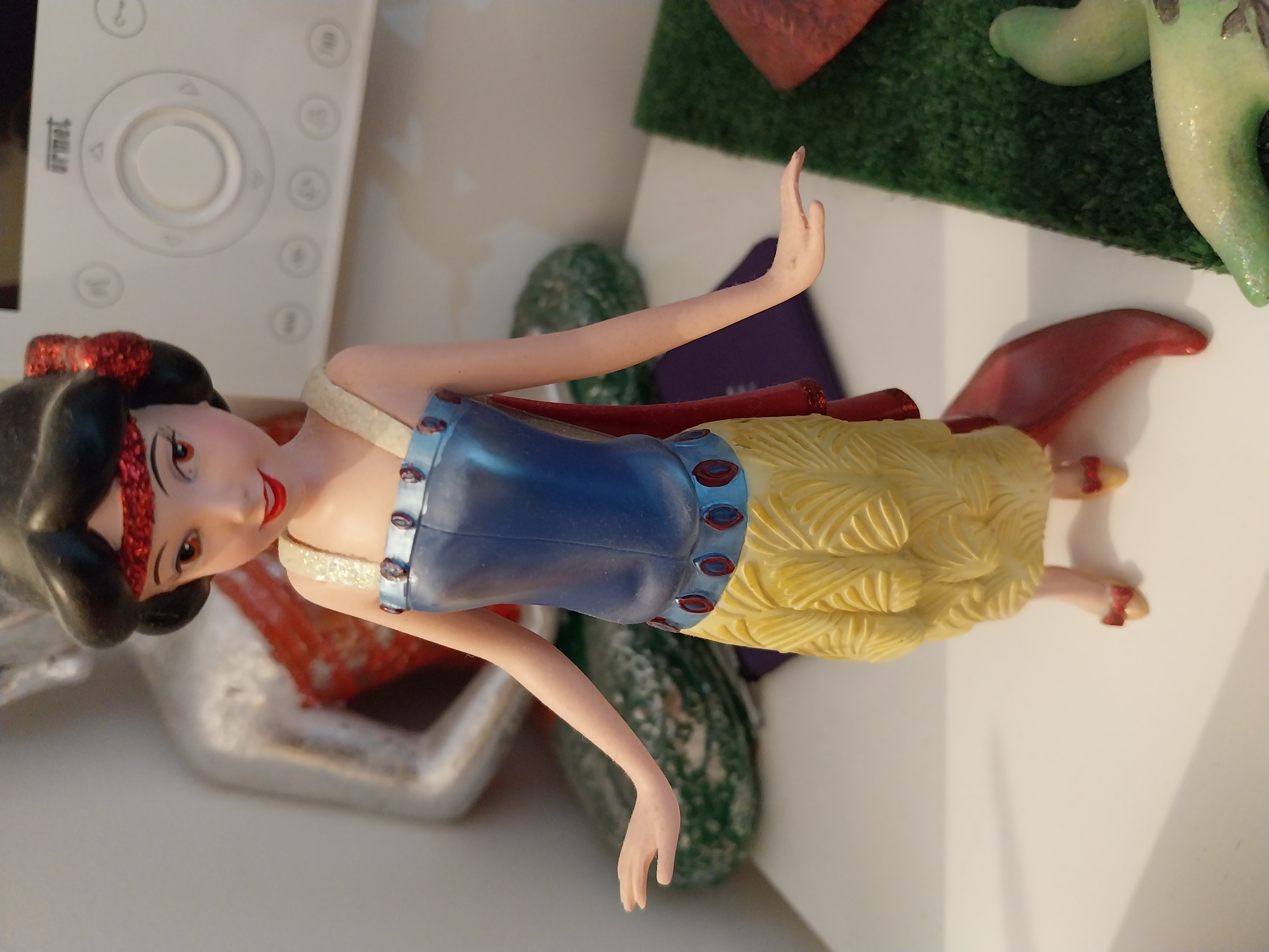 Magnifique blanche neige haute couture 75 Saint-Laurent-du-Var (06)