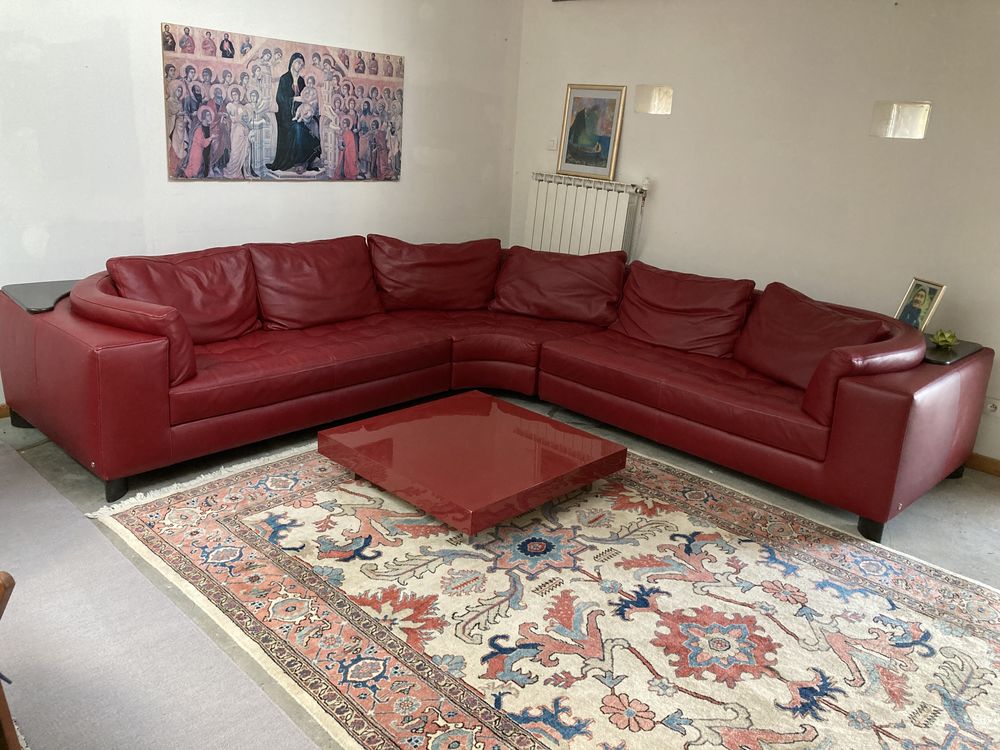 Magnifique canap� cuir d'angle rouge en 3 pi�ces 300/300 600 Saint-Montan (07)