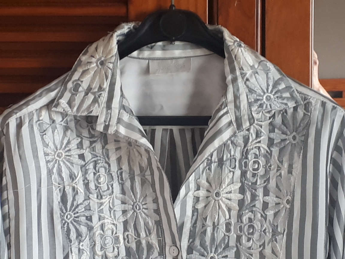 Magnifique chemisier ray�  - 40/42 - ETAT IMPECCABLE 25 Villemomble (93)