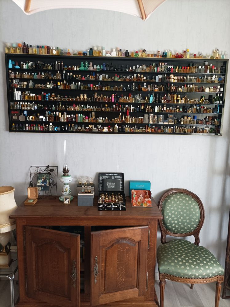 Magnifique+Collection+de+Miniatures+de+Parfums 2000 �curcey (25)