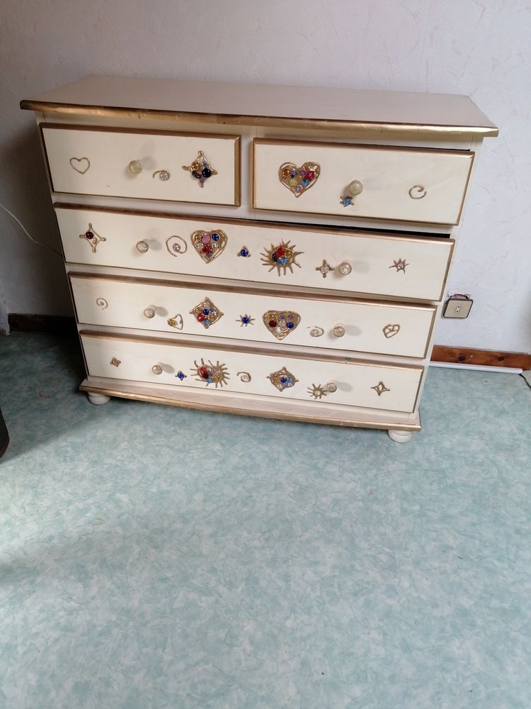 Magnifique Commode style bijoux pour chambre fille 120 Argenteuil (95)