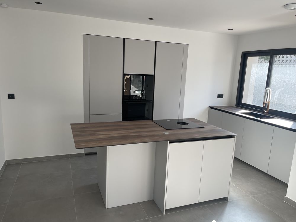 Magnifique cuisine �quip�e Arrital - �l�gance et fonctionnal 5700 P�rols (34)